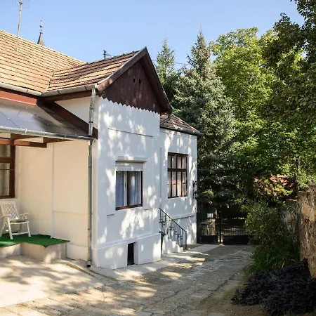 Villa Hanna *