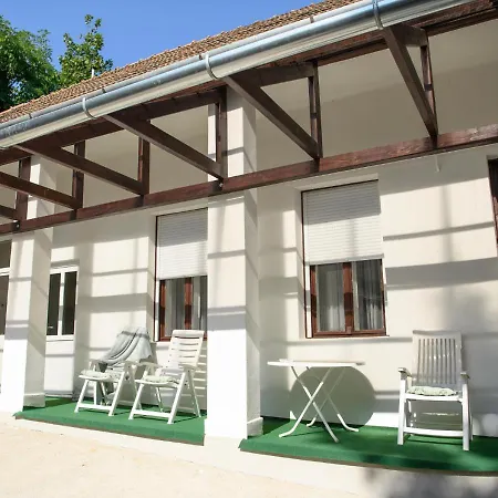 Villa Hanna *